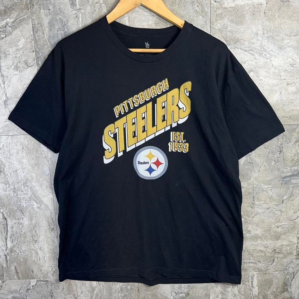 Pittsburgh Steelers black and yellow graphic tee Men's XL NFL